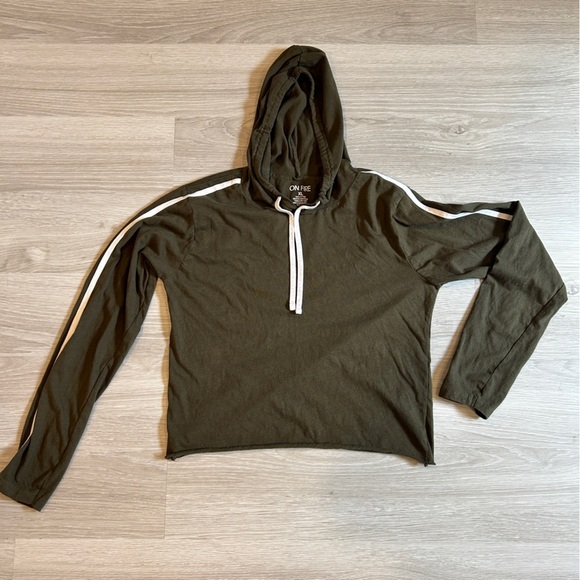 On Fire Women’s Army Green Cotton Cropped Hoodie -XL - Picture 1 of 4